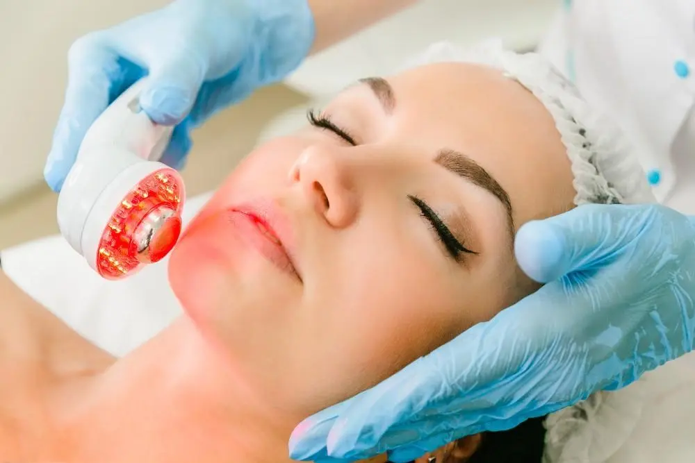 woman having non-surgical Morph8 treatment Lower Place
